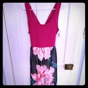 NWT Sexy Cutout Back Maxi Dress